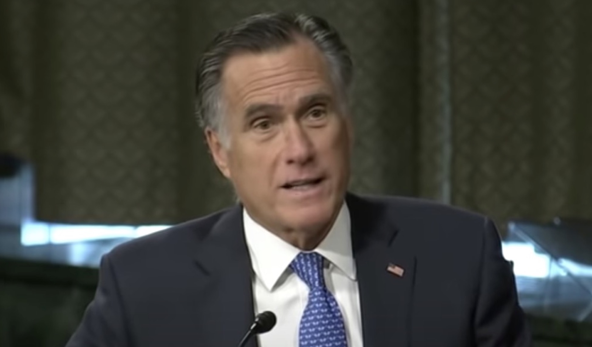 Mitt Romney Celebrates After Betraying The Gop And Voting With Democrats To Approve Joe Biden S